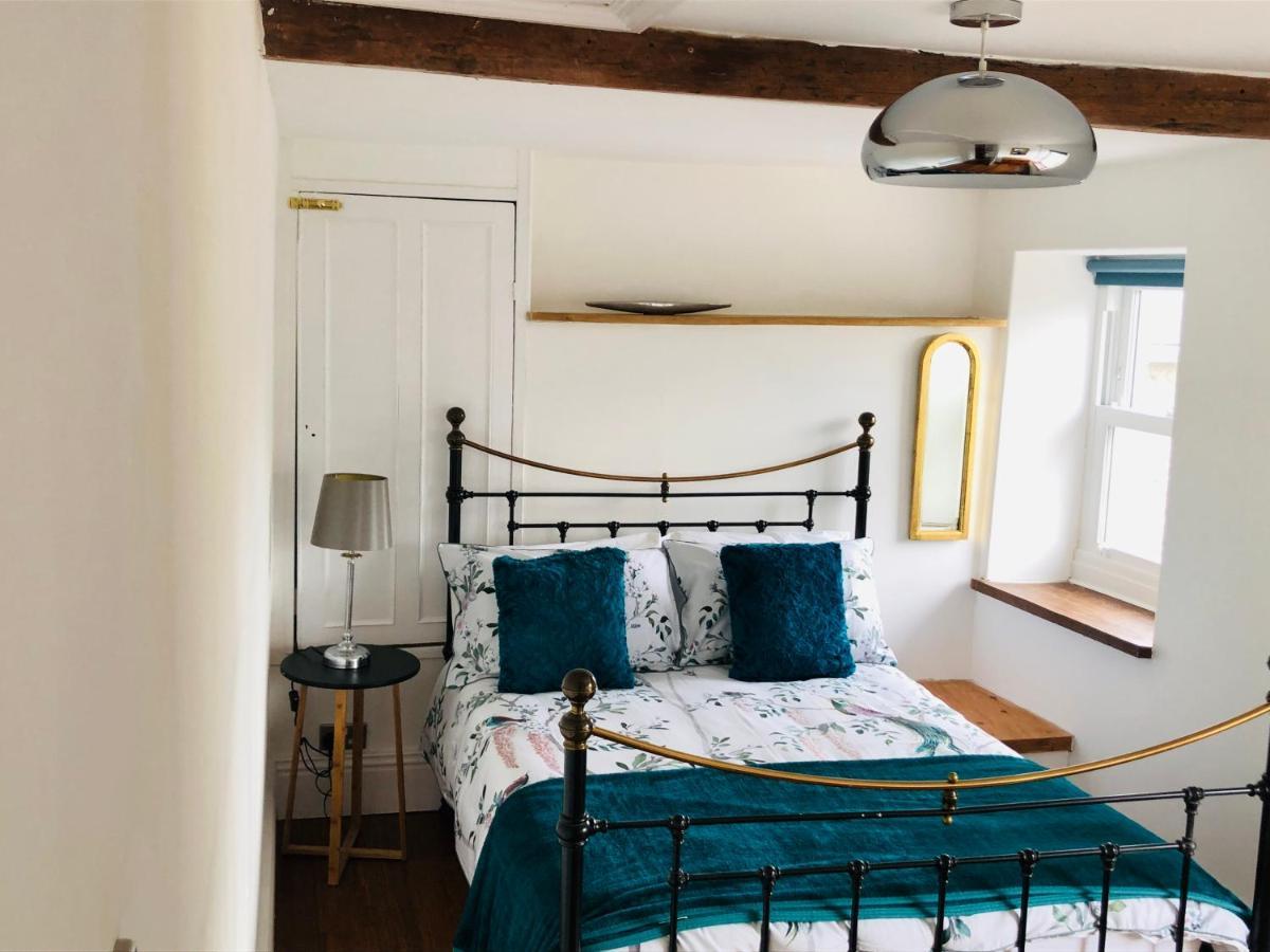 Mount Cottage Newcastle Emlyn Eksteriør billede